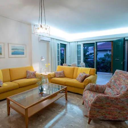 Chrisanto Townhouse Lefkáda