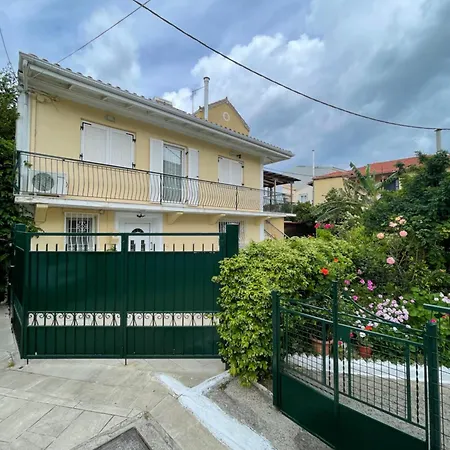 Chrisanto Townhouse Lefkada City