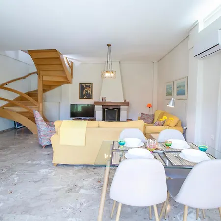 公寓 Chrisanto Townhouse *